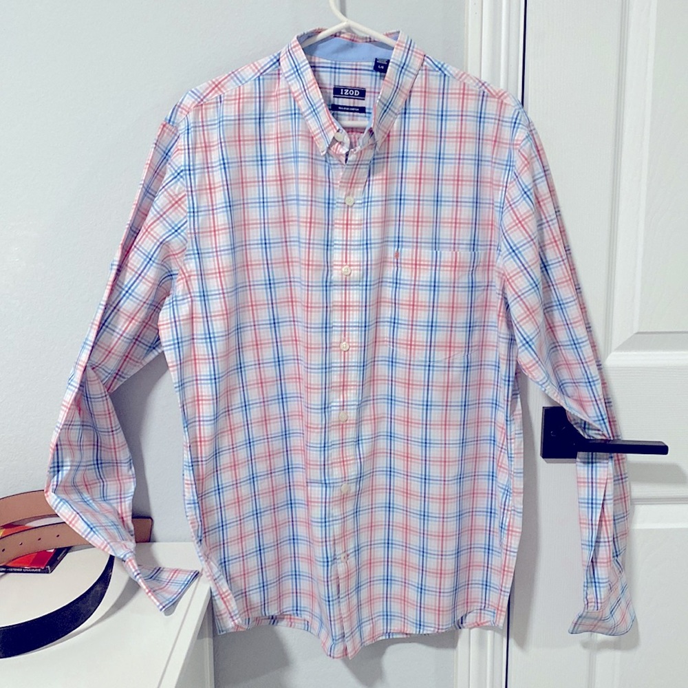 IZOD mens shirt